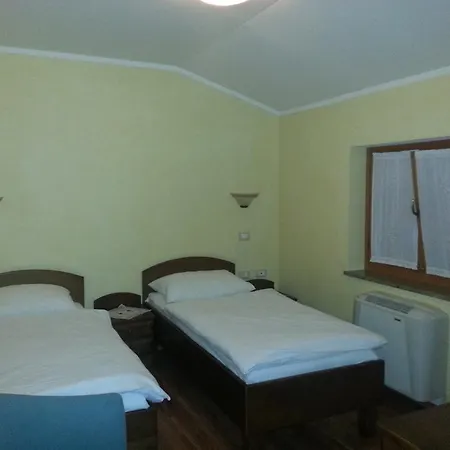 Arkade Turizem