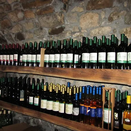 בית חווה Arkade Turizem *