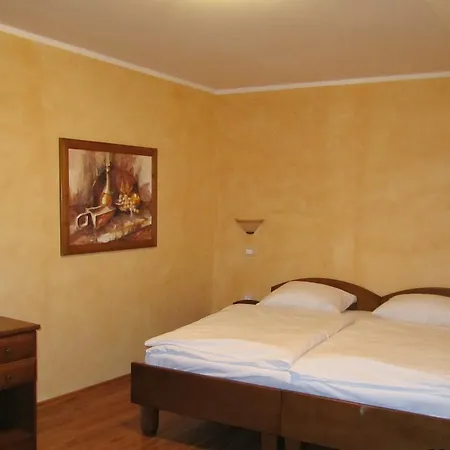 Arkade Turizem